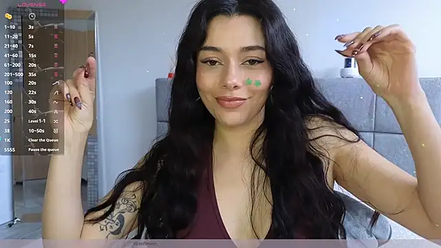 Soffimoon  online show from May 2026 08:04:02 PM