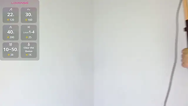 yulissa18 online show from October 2025 05:37:02 AM