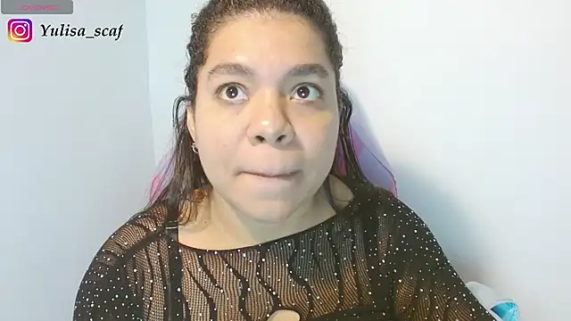 yulissa18 online show from May 2026 12:24:02 AM