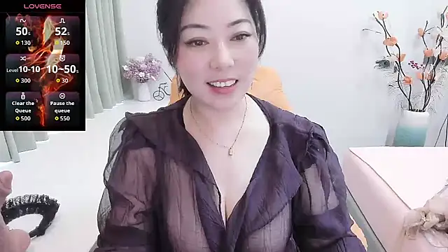 Crystal Wings online show from October 2025 02:43:02 AM