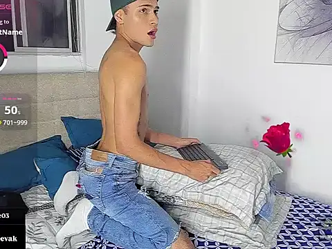 soyander03  online show from September 2025 09:47:02 AM