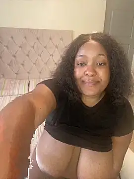 Missmoox24 online show from October 2025 12:46:01 PM