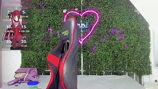 valentina 0  online show from December 2025 09:20:02 PM