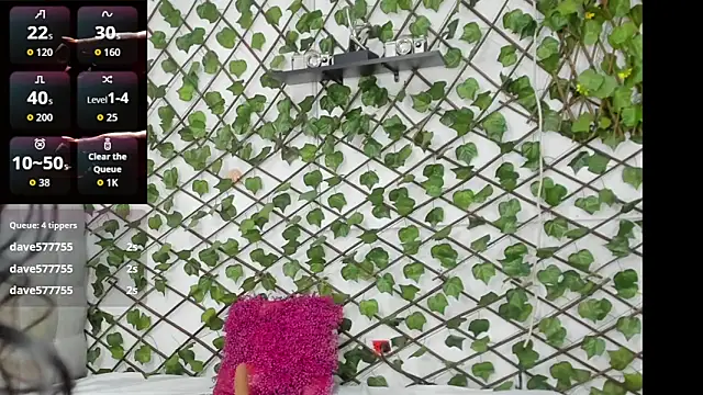 valentina 0  online show from November 2025 08:36:02 PM