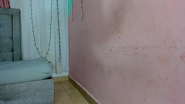 valentina 0  online show from October 2025 03:40:02 AM