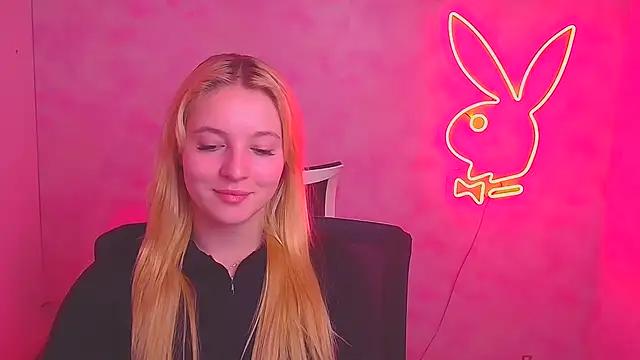 Milka kiss  online show from February 2025 03:37:02 PM