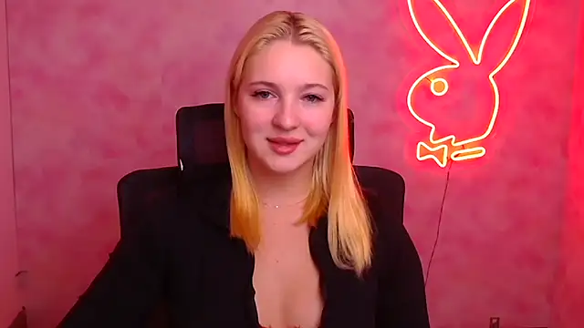 Milka kiss  online show from October 2025 06:03:02 AM