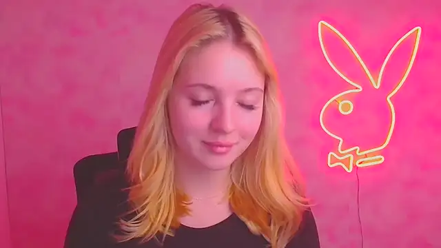 Milka kiss  online show from November 2025 12:31:01 PM