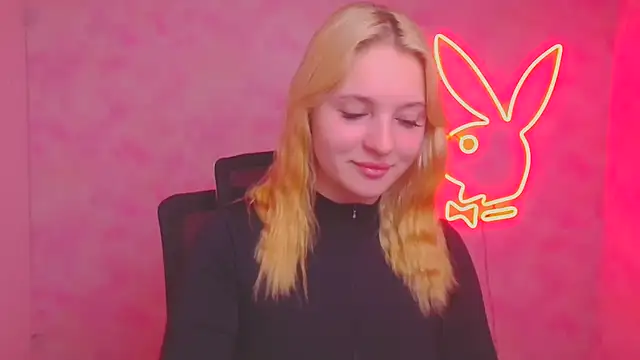 Milka kiss  online show from October 2025 05:53:02 AM