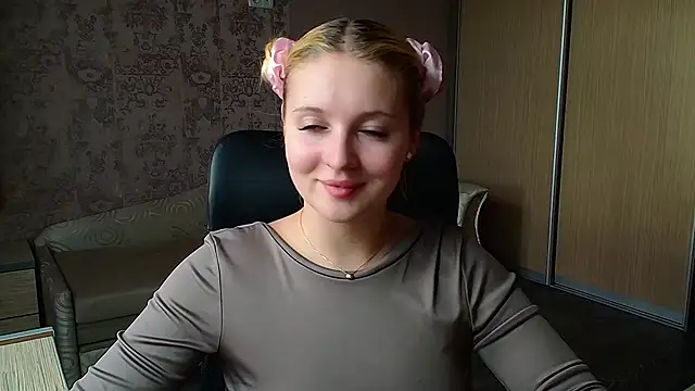 Milka kiss  online show from May 2026 04:04:02 PM