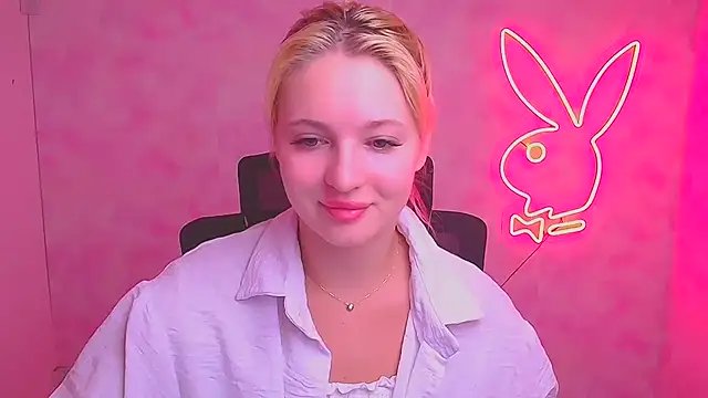 Milka kiss  online show from September 2025 06:03:01 AM