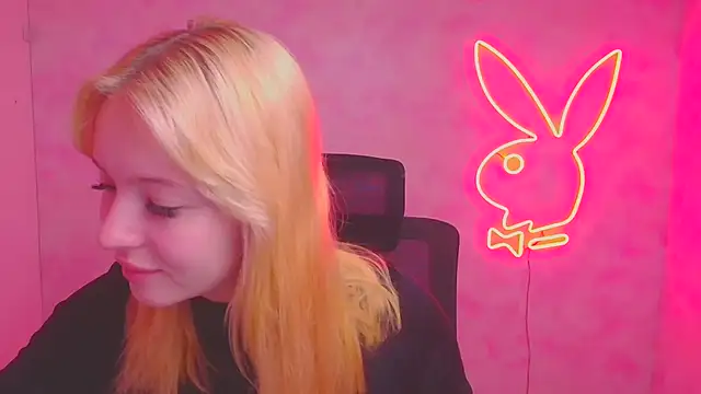 Milka kiss  online show from October 2025 08:55:01 AM