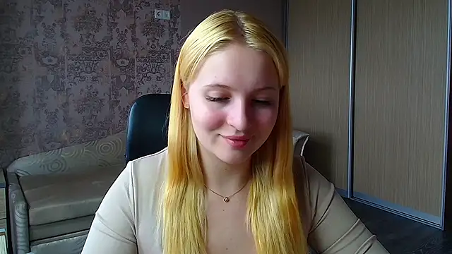 Snapshot of Milka_kiss_ chatting on June 2026 12:43:02 PM Milka kiss online show from June 2026 12:43:02 PM