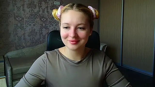 Milka kiss  online show from May 2026 09:41:02 AM