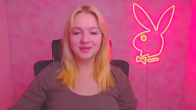 Milka kiss  online show from October 2025 05:41:02 AM