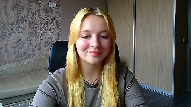 Snapshot of Milka_kiss_ chatting on July 2026 08:26:02 AM Milka kiss online show from July 2026 08:26:02 AM