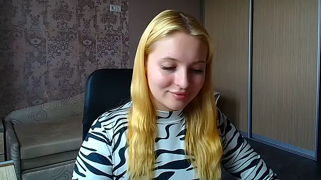 Snapshot of Milka_kiss_ chatting on June 2026 01:16:01 PM Milka kiss online show from June 2026 01:16:01 PM