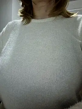 Snapshot of _tasechka_ chatting on February 2025 05:07:01 PM tasechka online show from February 2025 05:07:01 PM
