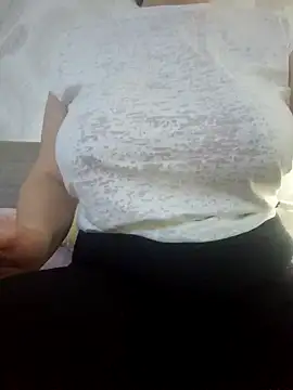 Snapshot of _tasechka_ chatting on December 2024 10:37:01 PM tasechka online show from December 2024 10:37:01 PM