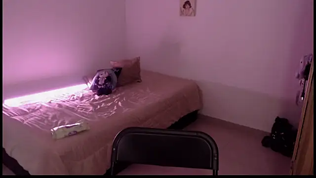 liz-beths online show from April 2026 10:02:02 PM