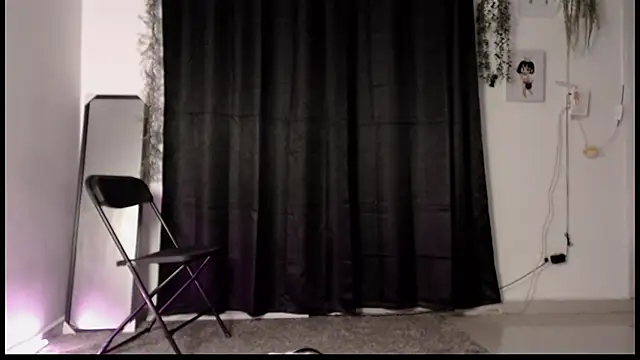 liz-beths online show from April 2026 07:20:01 PM