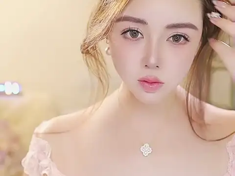 Snapshot of Qiaoqiao_ chatting on May 2026 05:16:02 PM Qiaoqiao online show from May 2026 05:16:02 PM