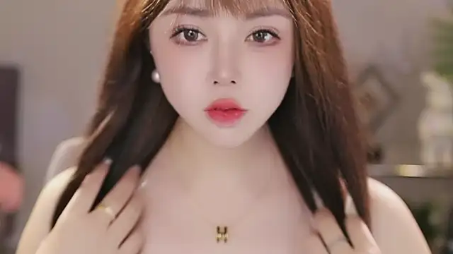 Qiaoqiao  online show from February 2026 01:22:02 PM