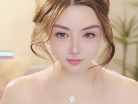 Snapshot of Qiaoqiao_ chatting on May 2026 05:56:02 AM Qiaoqiao online show from May 2026 05:56:02 AM