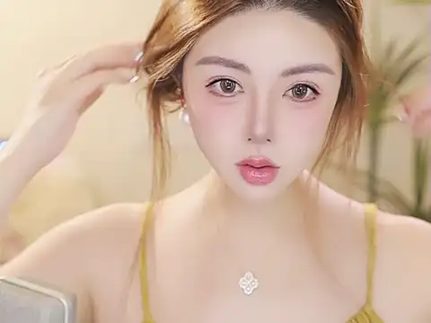 Snapshot of Qiaoqiao_ chatting on May 2026 04:12:02 PM Qiaoqiao online show from May 2026 04:12:02 PM