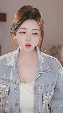 Qiaoqiao  online show from December 2025 04:10:02 PM