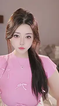 Qiaoqiao  online show from December 2025 04:51:01 PM