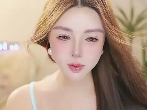 Snapshot of Qiaoqiao_ chatting on June 2026 04:08:01 PM Qiaoqiao online show from June 2026 04:08:01 PM