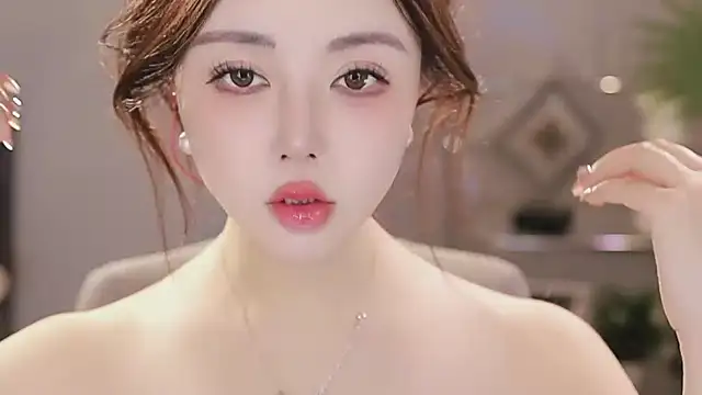 Qiaoqiao  online show from January 2026 06:23:02 PM