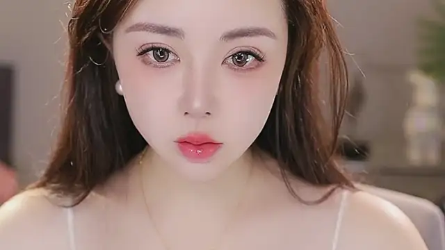 Qiaoqiao  online show from February 2026 12:43:01 AM