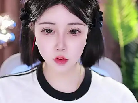 Qiaoqiao  online show from March 2025 06:47:01 PM