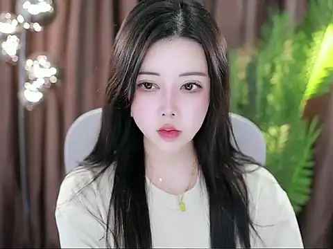 Qiaoqiao  online show from February 2025 05:04:02 PM