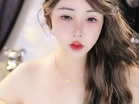 Qiaoqiao  online show from September 2025 10:33:02 AM