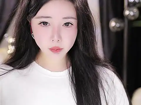 Qiaoqiao  online show from October 2025 06:06:01 AM