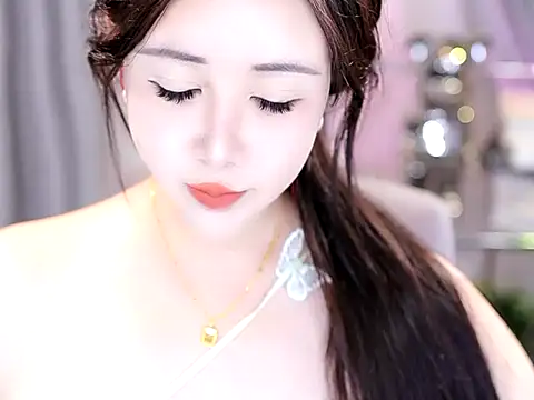 Qiaoqiao  online show from October 2025 07:10:02 AM