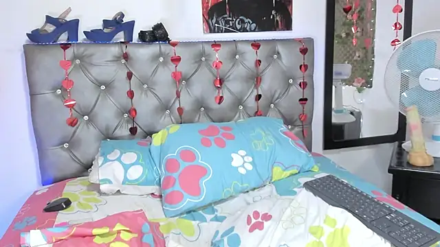 Snapshot of SWEETSAMY39715 chatting on February 2025 04:22:02 PM SWEETSAMY39715 online show from February 2025 04:22:02 PM