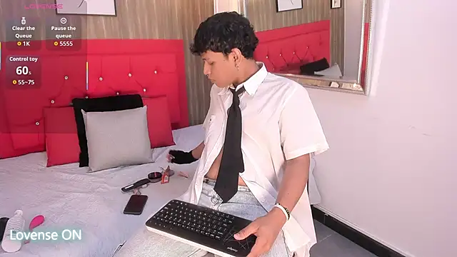 axel ps online show from October 2025 04:03:02 AM