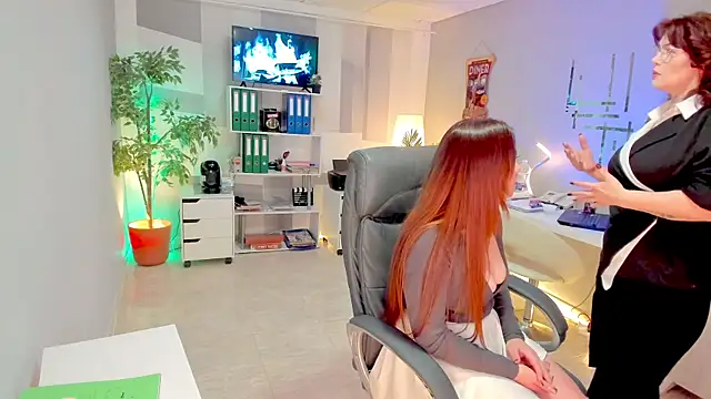 Snapshot of Butterflyblue_dream chatting on January 2025 03:47:01 PM Butterflyblue dream online show from January 2025 03:47:01 PM