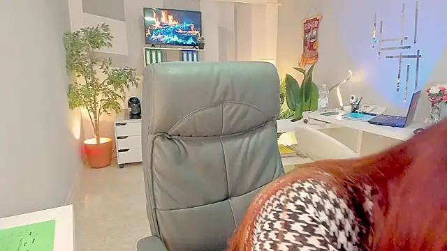 Snapshot of Butterflyblue_dream chatting on February 2025 05:20:01 PM Butterflyblue dream online show from February 2025 05:20:01 PM