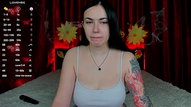 Witch Lady online show from November 2025 07:13:01 AM