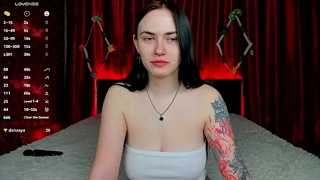 Witch Lady online show from March 2026 07:12:01 AM