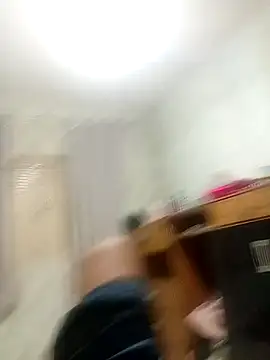 Snapshot of Ghfryhyt chatting on April 2026 12:35:01 AM Ghfryhyt online show from April 2026 12:35:01 AM