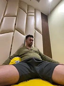 Snapshot of BengaliBabu_Rohan chatting on February 2025 05:41:01 PM BengaliBabu Rohan online show from February 2025 05:41:01 PM