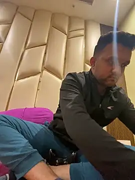 Snapshot of BengaliBabu_Rohan chatting on January 2025 06:20:02 PM BengaliBabu Rohan online show from January 2025 06:20:02 PM