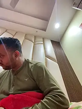 Snapshot of BengaliBabu_Rohan chatting on January 2025 11:29:01 PM BengaliBabu Rohan online show from January 2025 11:29:01 PM