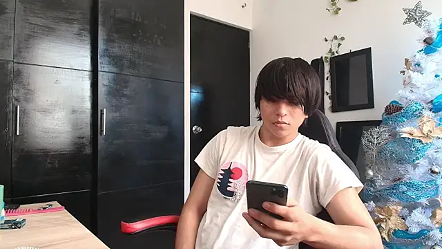 Snapshot of Haruto2001 chatting on January 2025 08:59:01 PM Haruto2001 online show from January 2025 08:59:01 PM